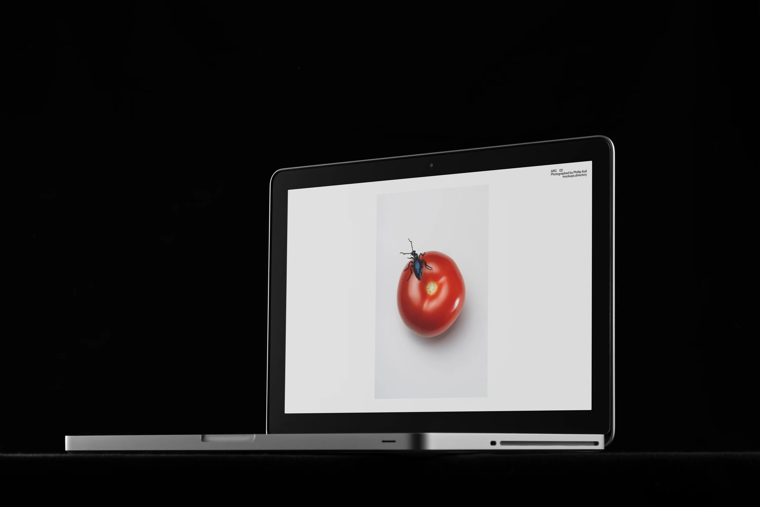 ARC02 — MacBook Pro 13" - Image 2