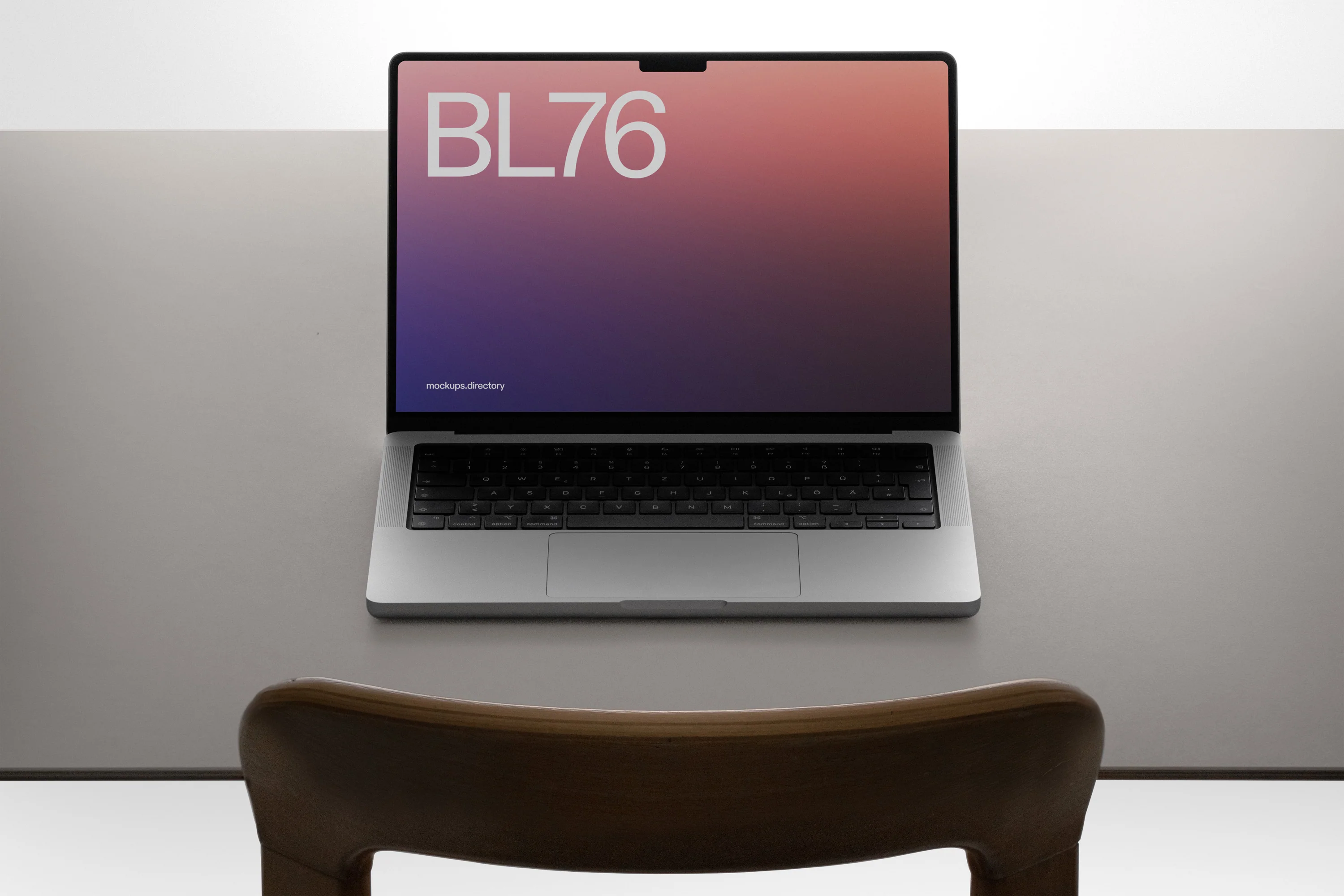 BL76 — MacBook Pro - Image 2