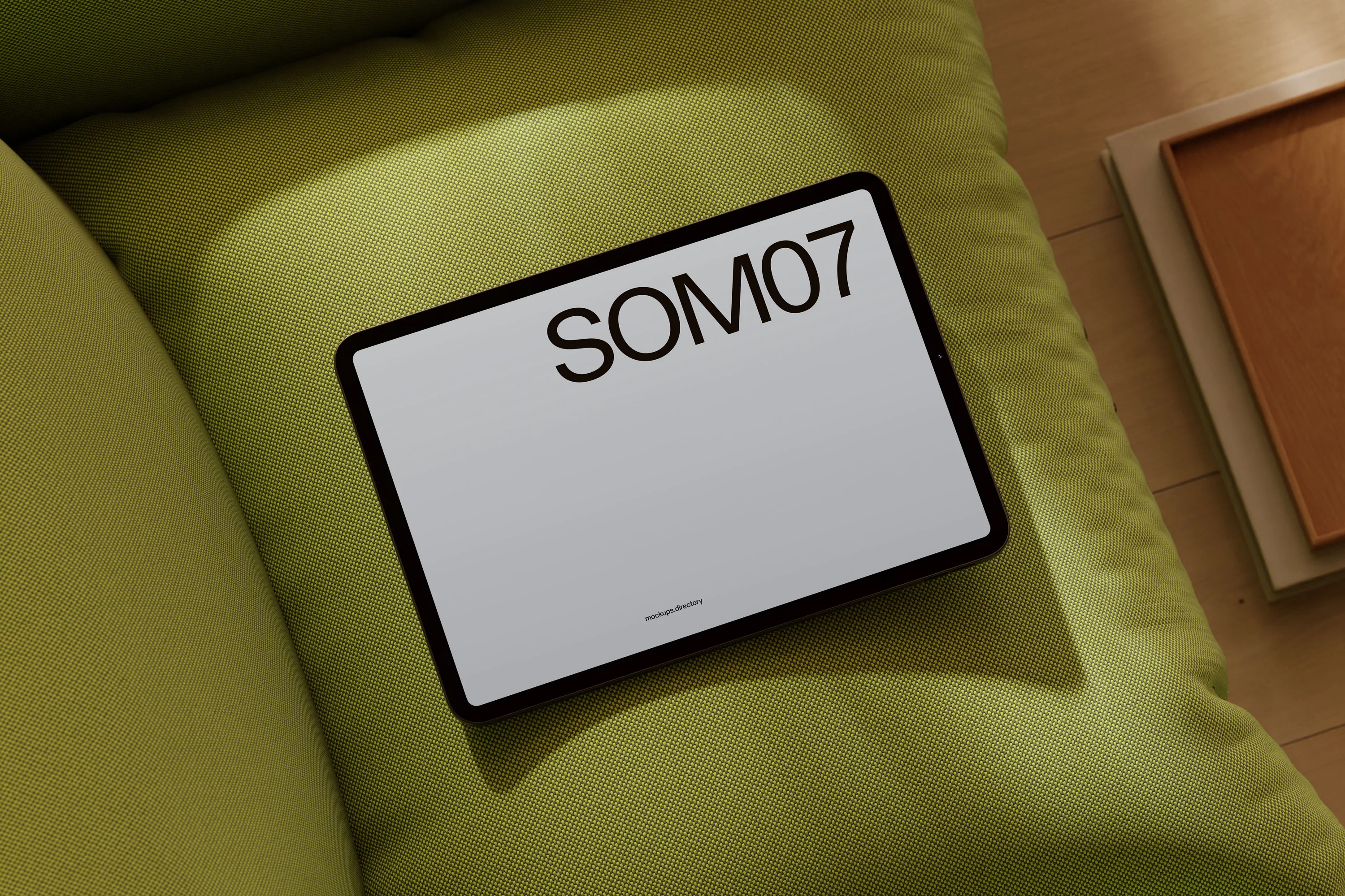 SOM07 — iPad Pro - Image 2