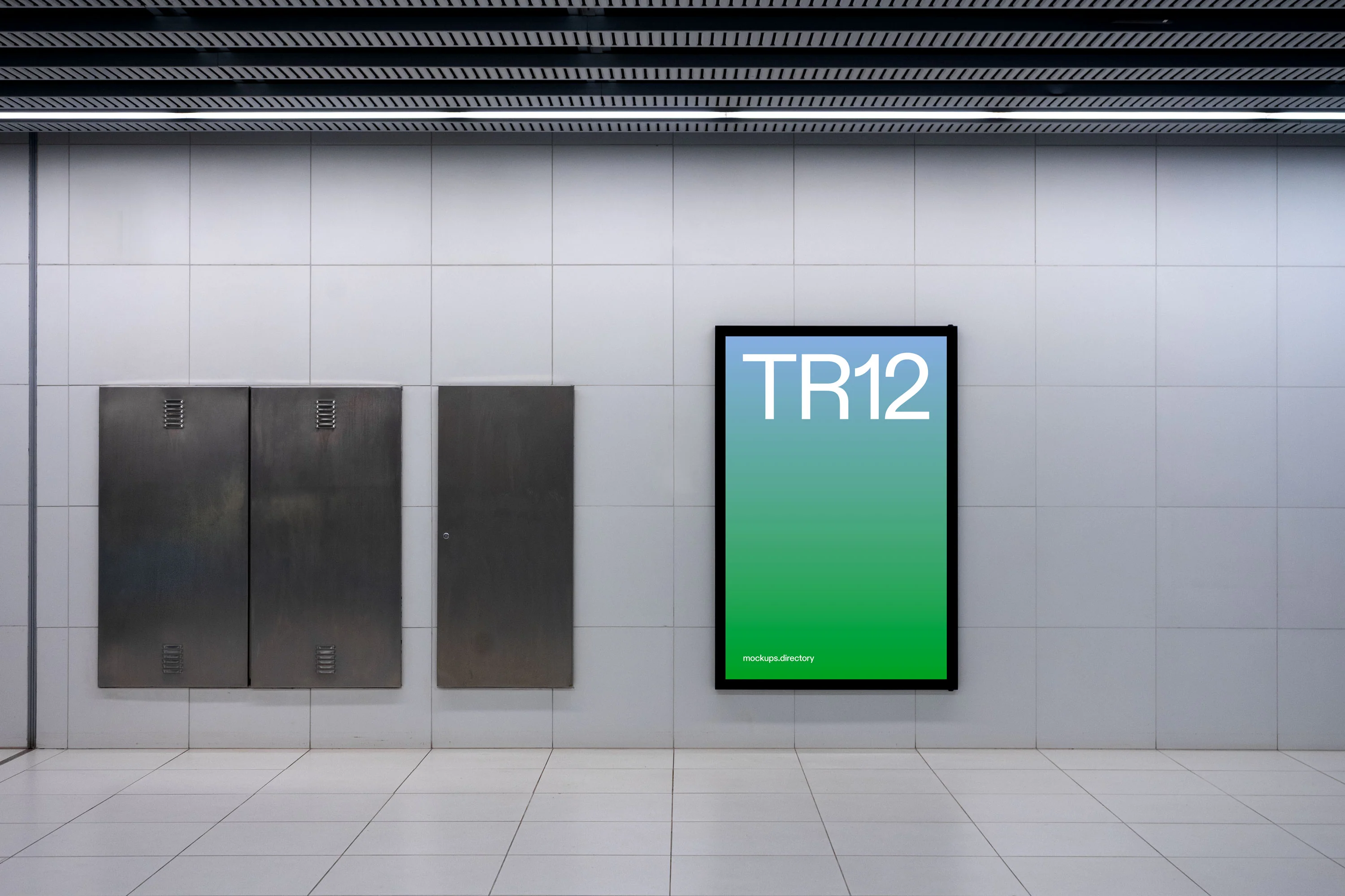 TR12 — Station Screen - Image 2